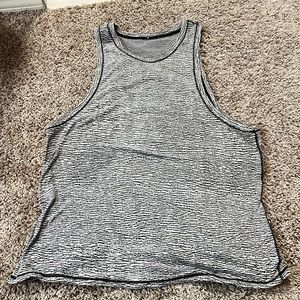 Lululemon top